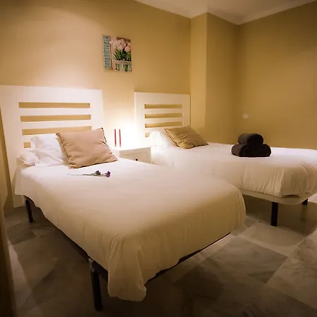 Holidays2malaga 4* مالقة