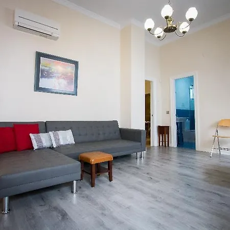 فندق Holidays2malaga