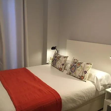 Holidays2malaga فندق